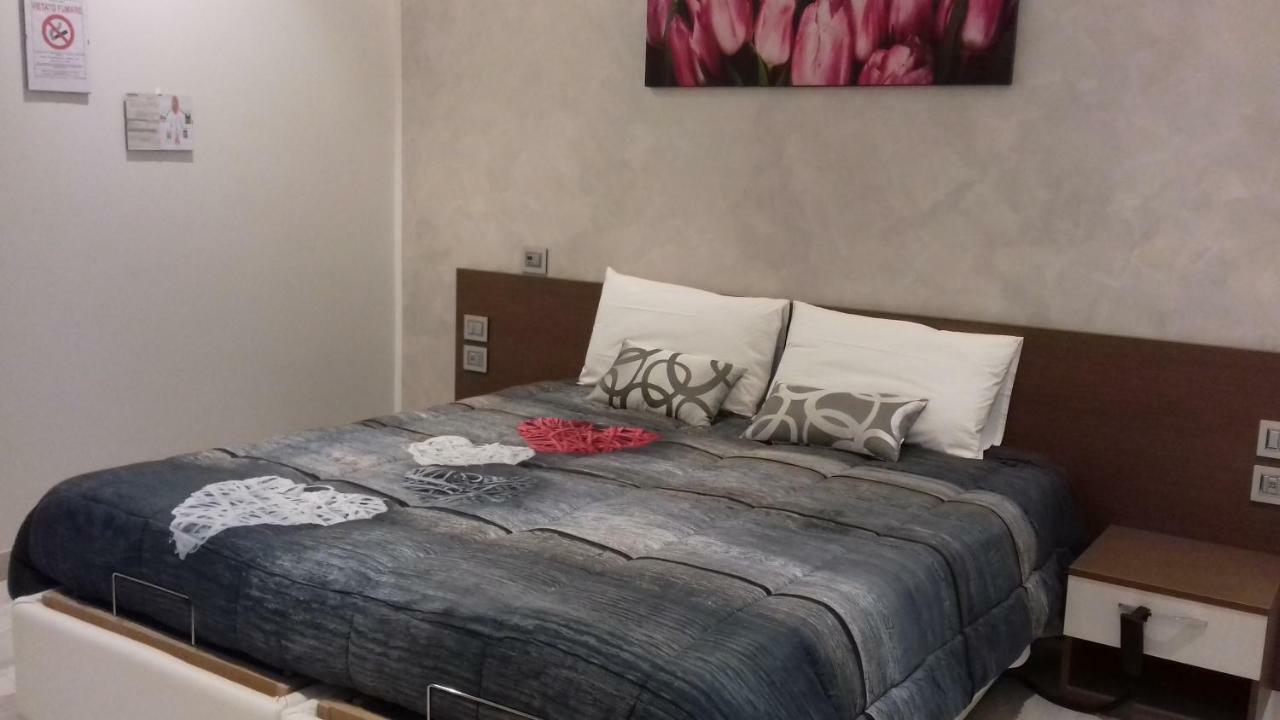 B&B Tre Passi Verona Buitenkant foto