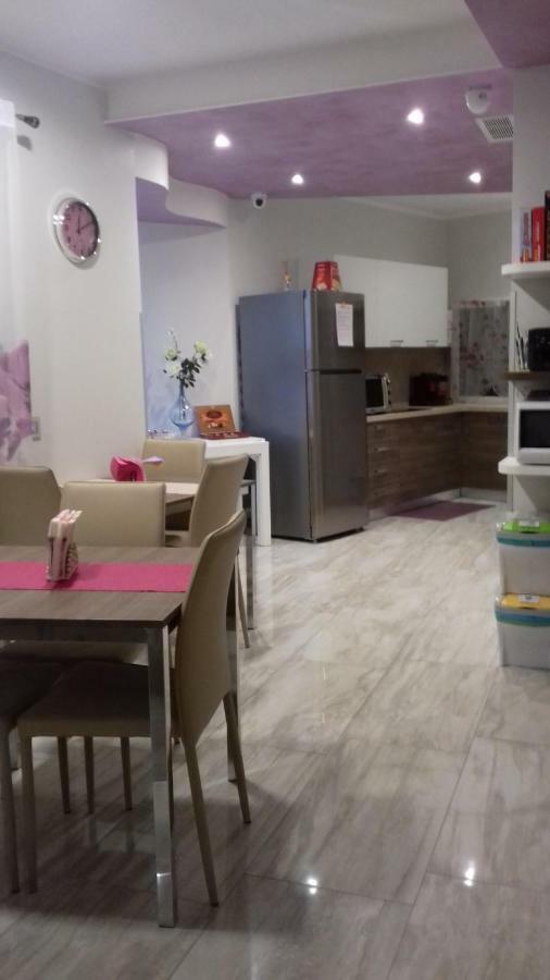 B&B Tre Passi Verona Buitenkant foto